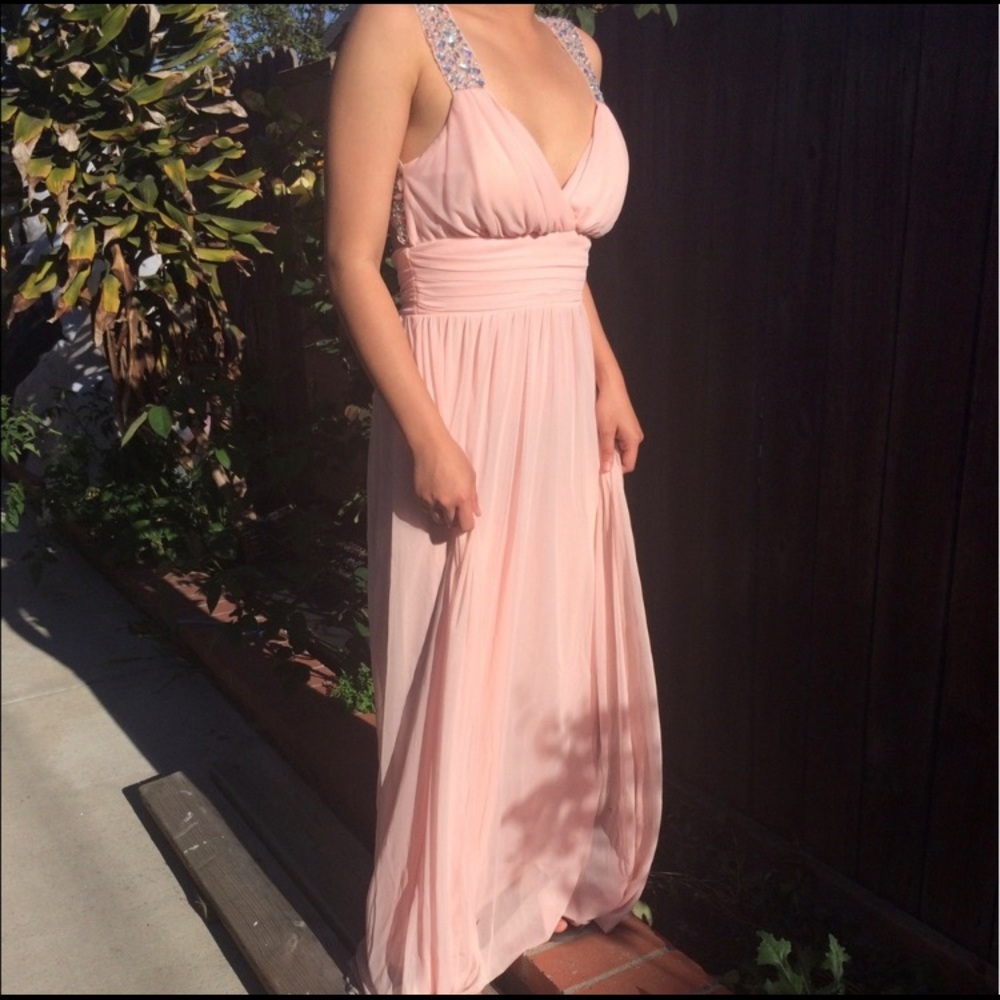 Pretty Pastel Pink Prom/Homecoming Dress 💖